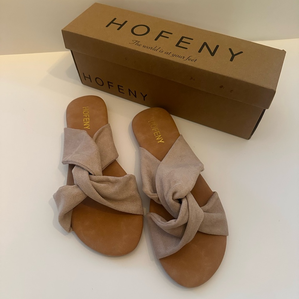 Tan Slide Sandals with Twisted Knot Design